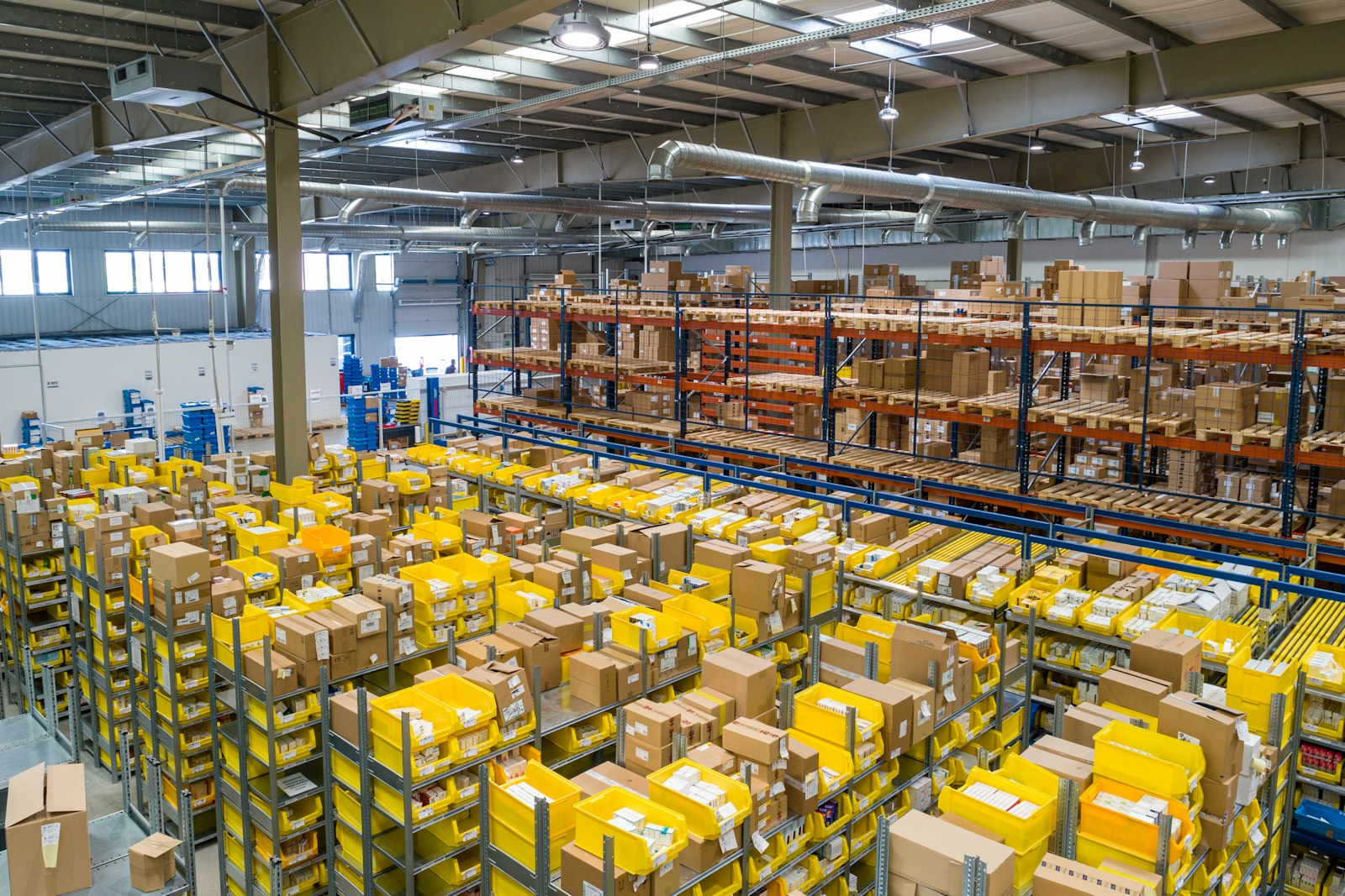 Warehouse operations with automated inventory and fulfillment